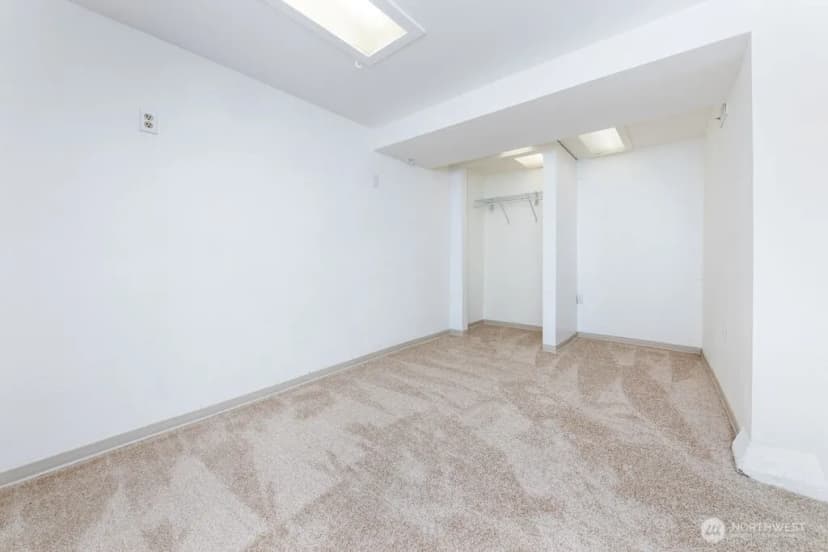 Property photo for 15324 4th Avenue Sw, Burien photo 14