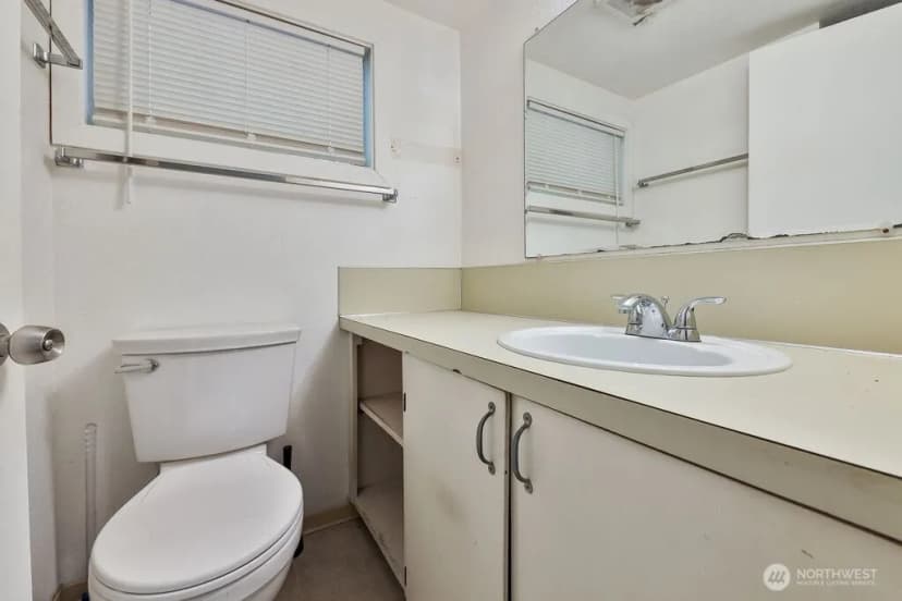Property photo for 15324 4th Avenue Sw, Burien photo 16
