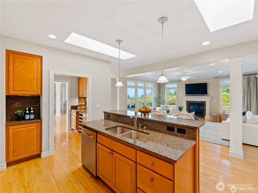 Property photo for 4301 Cherry Lane, Anacortes photo 10