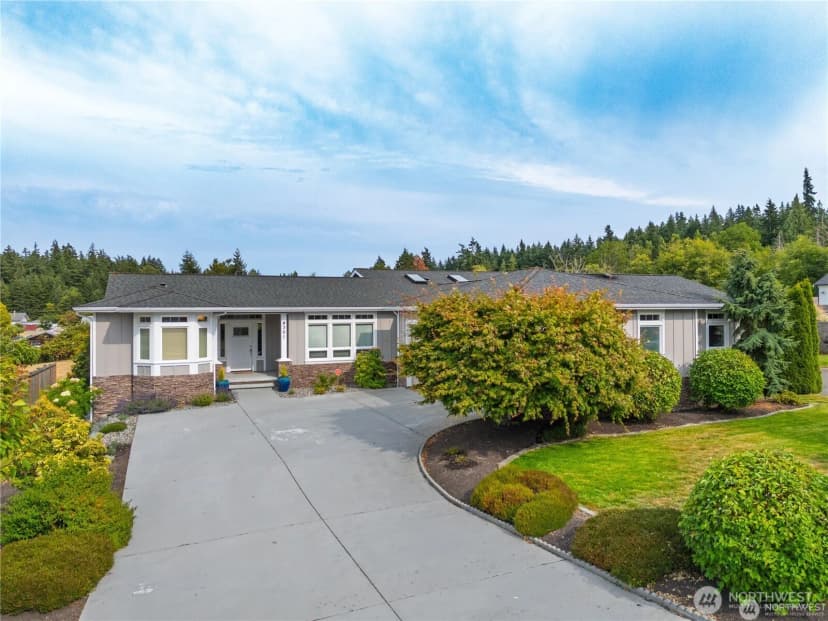 Property photo for 4301 Cherry Lane, Anacortes photo 2