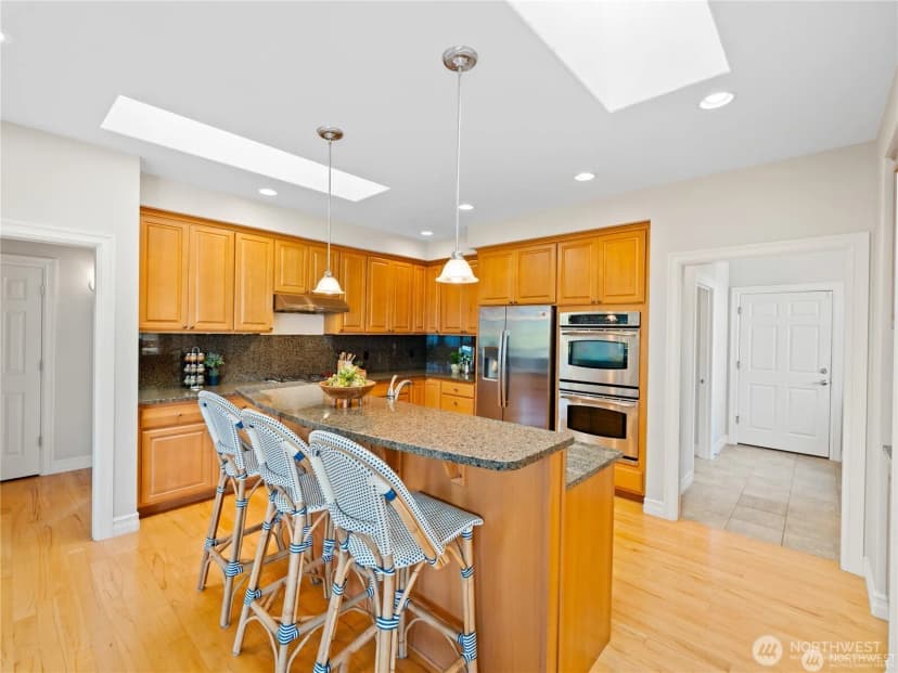 Property photo for 4301 Cherry Lane, Anacortes photo 12