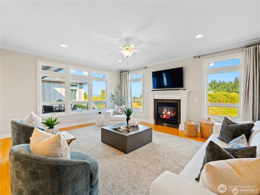 Property photo for 4301 Cherry Lane, Anacortes photo 6