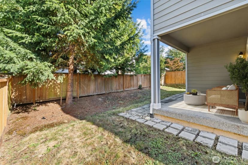 Property photo for 923 207th Street Sw, Lynnwood photo 27