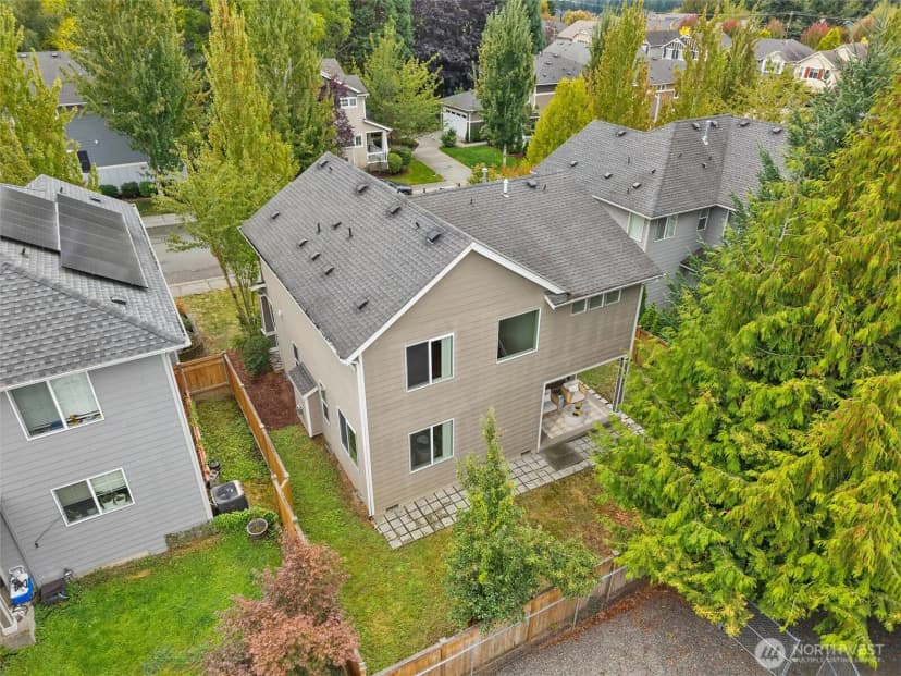 Property photo for 923 207th Street Sw, Lynnwood photo 30