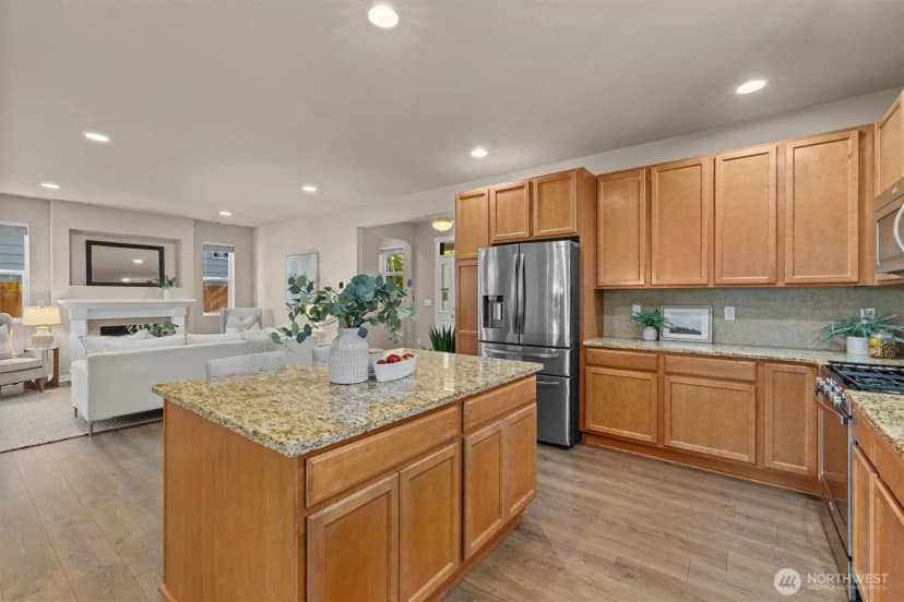 Property photo for 923 207th Street Sw, Lynnwood photo 12