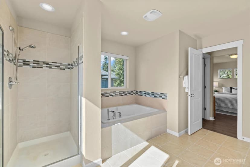 Property photo for 923 207th Street Sw, Lynnwood photo 22
