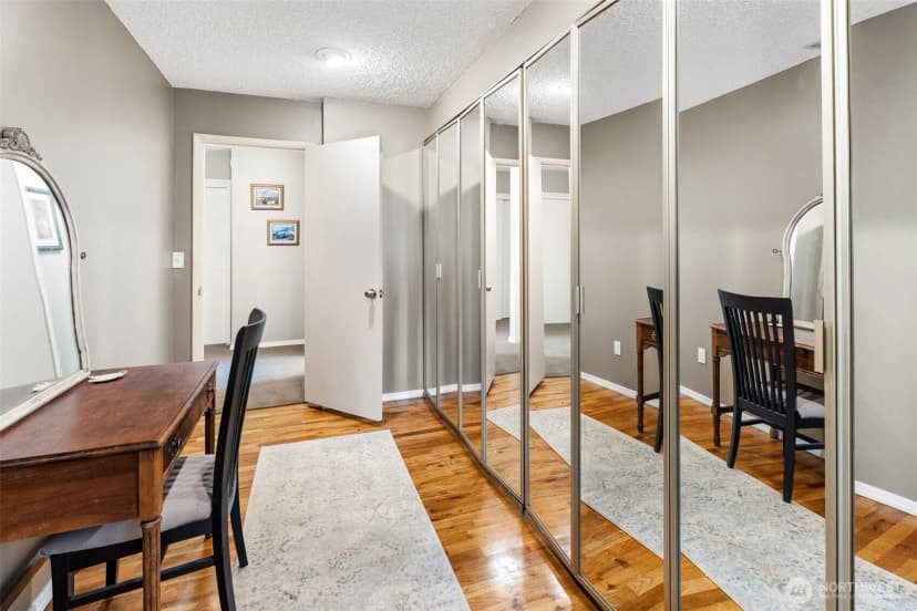 Property photo for 9 N Elliott Avenue, Wenatchee photo 18