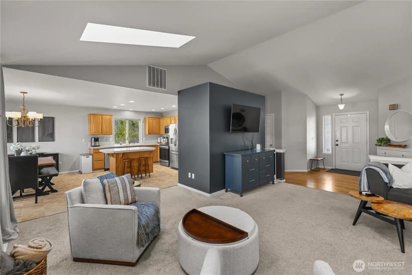 Property photo for 6501 60th Street W, University Place photo 11