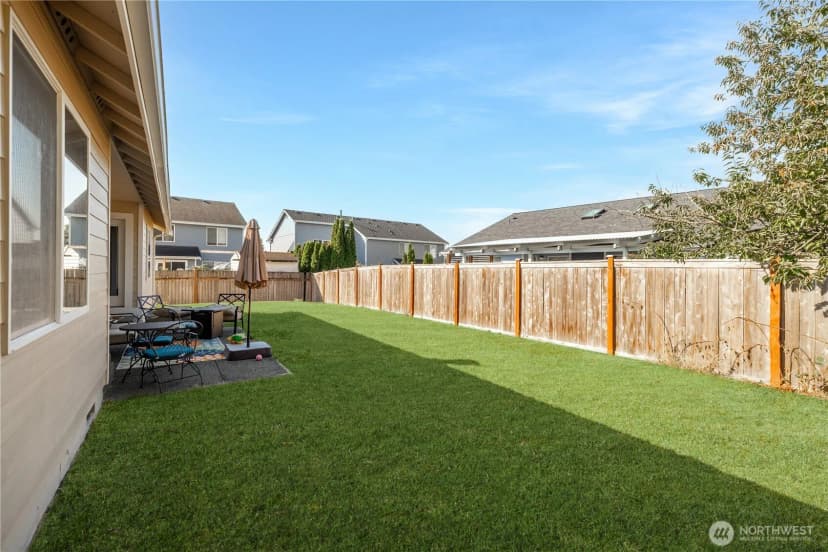 Property photo for 6501 60th Street W, University Place photo 28