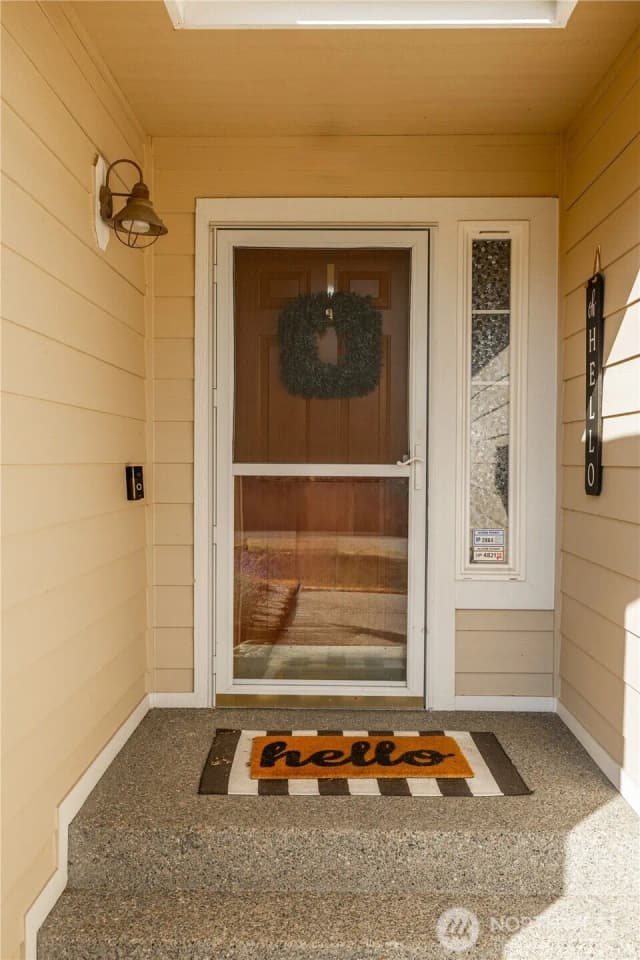 Property photo for 6501 60th Street W, University Place photo 4