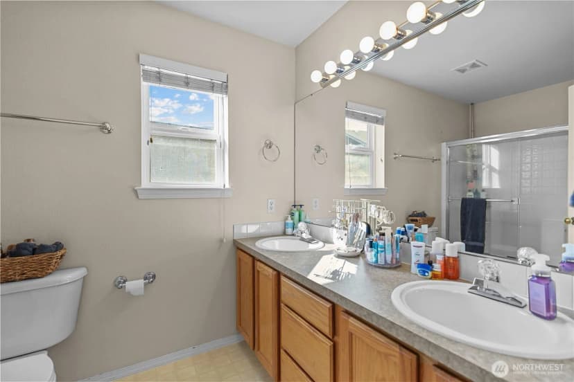 Property photo for 6501 60th Street W, University Place photo 21