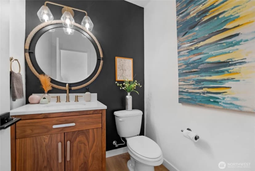 Property photo for 18521 1st Avenue Ne #b, Shoreline photo 12