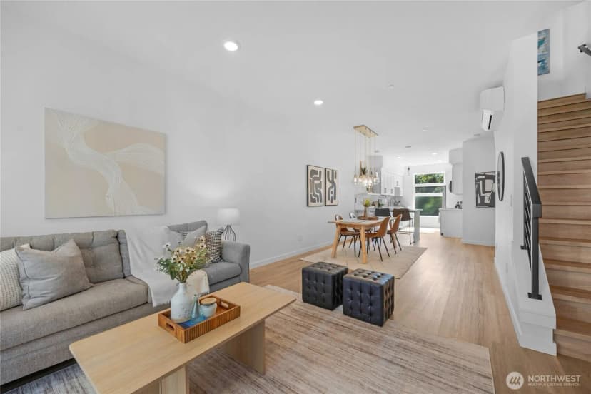Property photo for 18521 1st Avenue Ne #b, Shoreline photo 16
