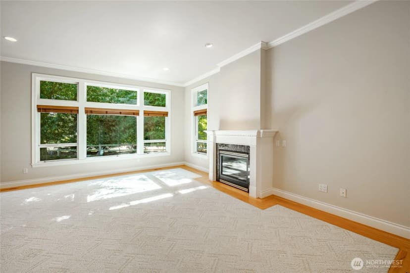 Property photo for 761 Sunrise Drive, Lynden photo 8