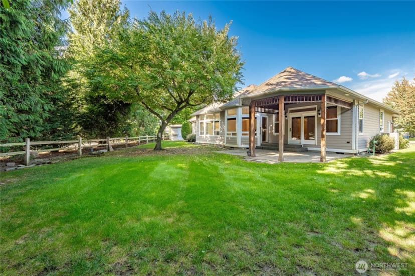 Property photo for 761 Sunrise Drive, Lynden photo 20