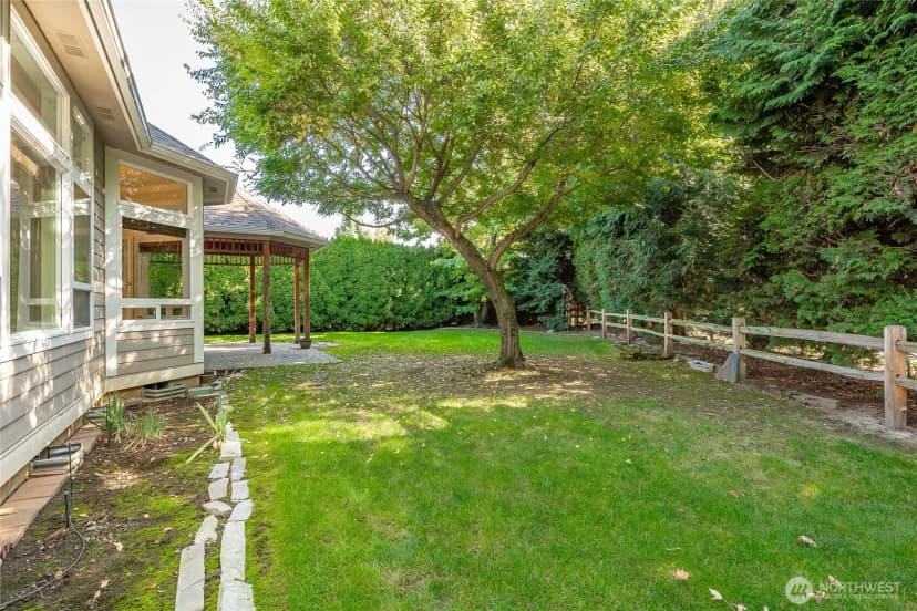 Property photo for 761 Sunrise Drive, Lynden photo 23