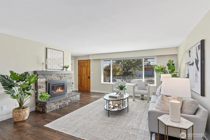 Property photo for 5722 Ne 182nd Street, Kenmore photo 8