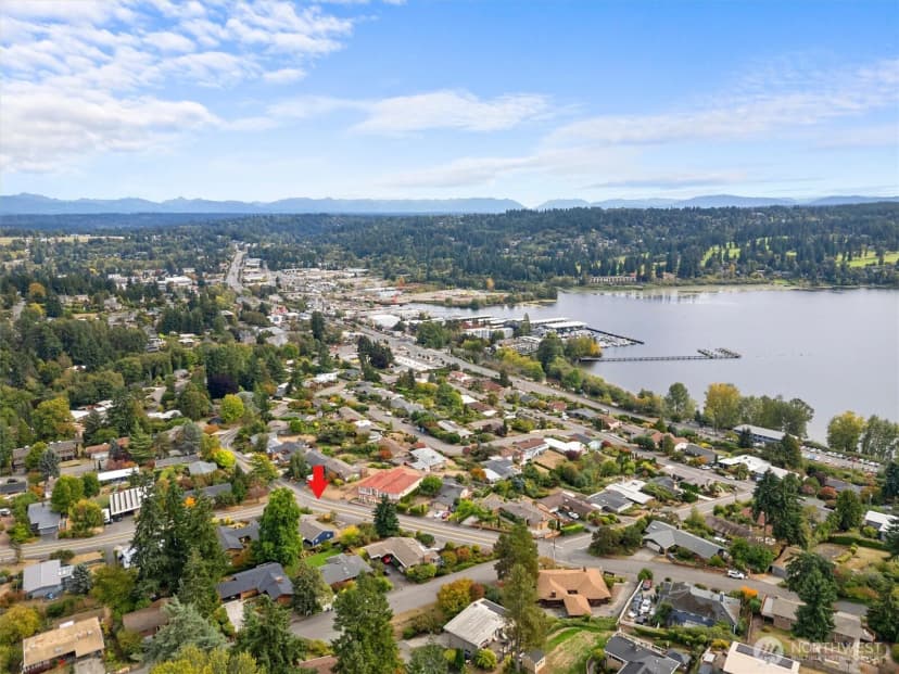 Property photo for 5722 Ne 182nd Street, Kenmore photo 31