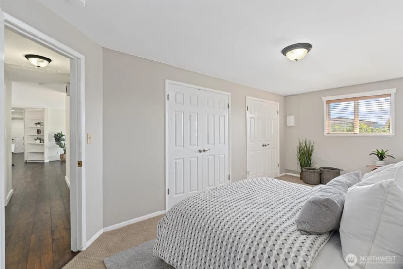 Property photo for 5722 Ne 182nd Street, Kenmore photo 21