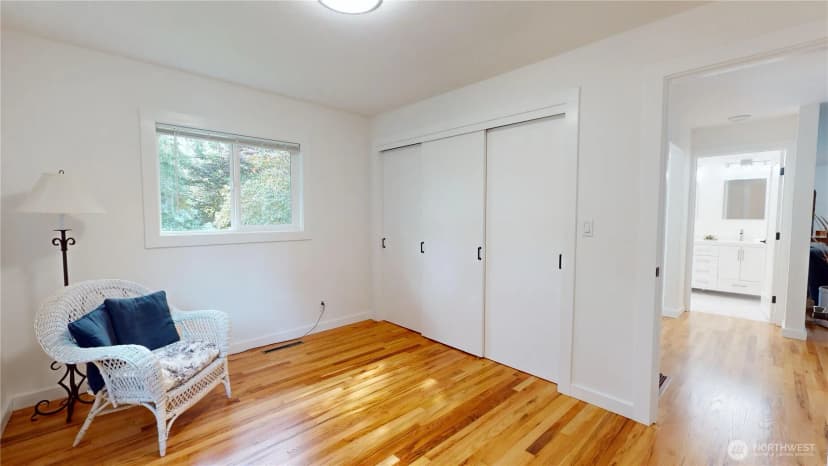 Property photo for 445 Sunnyhill Road W, Bremerton photo 13