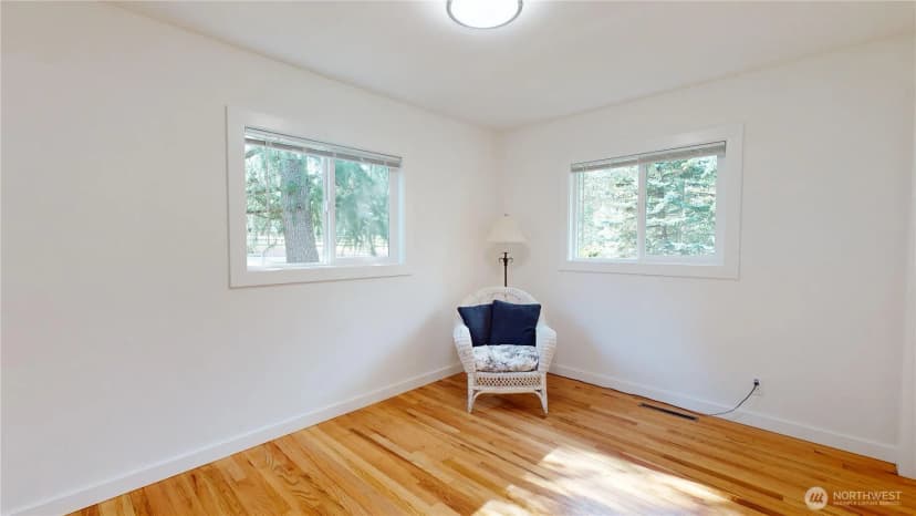 Property photo for 445 Sunnyhill Road W, Bremerton photo 14