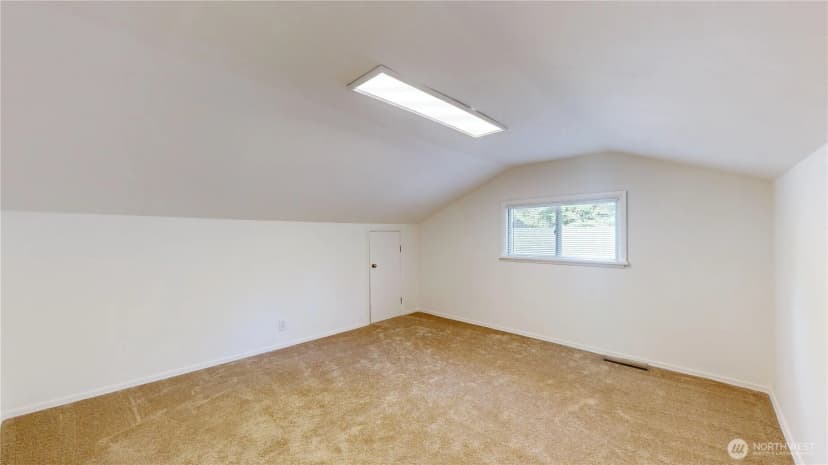 Property photo for 445 Sunnyhill Road W, Bremerton photo 19