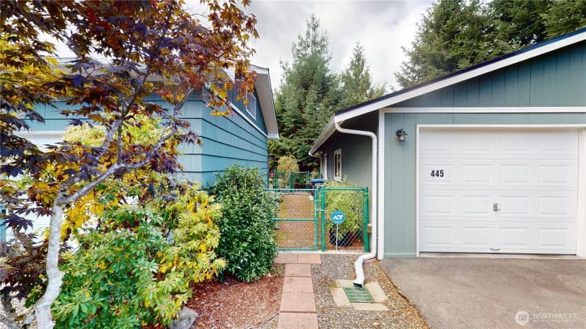 Property photo for 445 Sunnyhill Road W, Bremerton photo 32