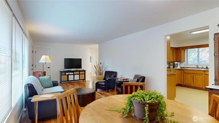 Property photo for 445 Sunnyhill Road W, Bremerton photo 5