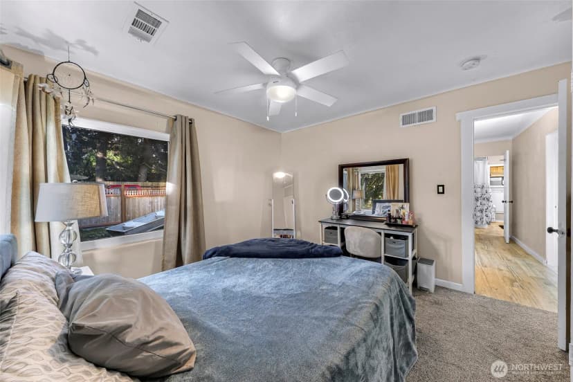 Property photo for 1428 Peace Portal Drive, Blaine photo 14