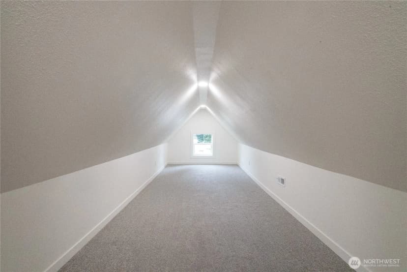 Property photo for 11853 12th Avenue S, Seattle photo 22
