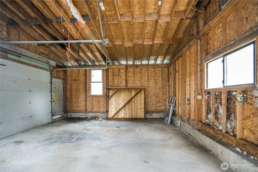 Property photo for 11853 12th Avenue S, Seattle photo 31