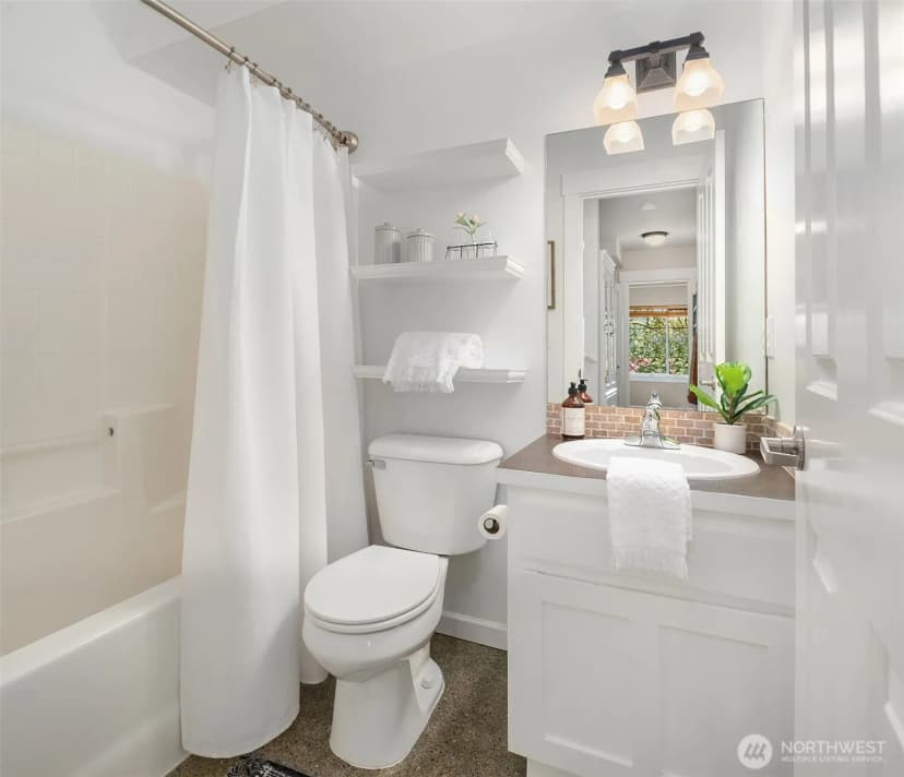 Property photo for 2452 Sw Webster Street, Seattle photo 24
