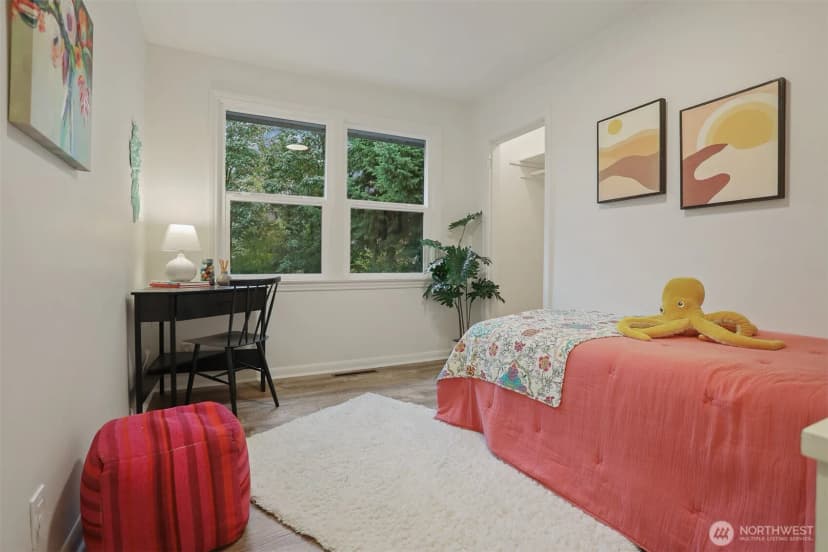 Property photo for 12042 26th Avenue S, Seattle photo 17