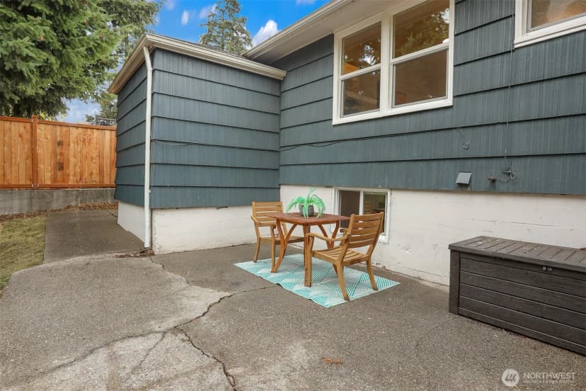 Property photo for 12042 26th Avenue S, Seattle photo 33