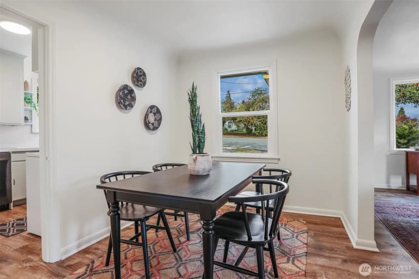 Property photo for 12042 26th Avenue S, Seattle photo 10