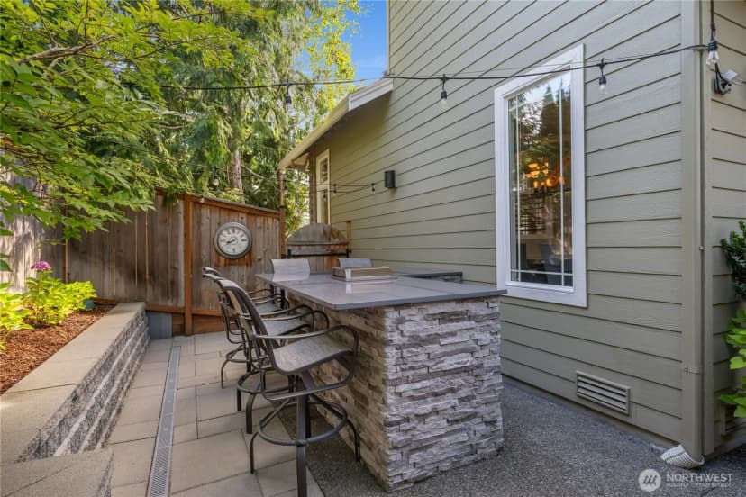 Property photo for 923 233rd Place Ne, Sammamish photo 22