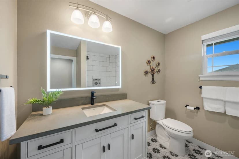 Property photo for 923 233rd Place Ne, Sammamish photo 16