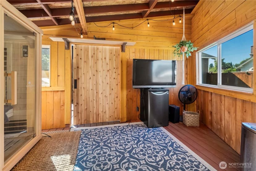 Property photo for 315 7th Avenue Nw, Puyallup photo 34