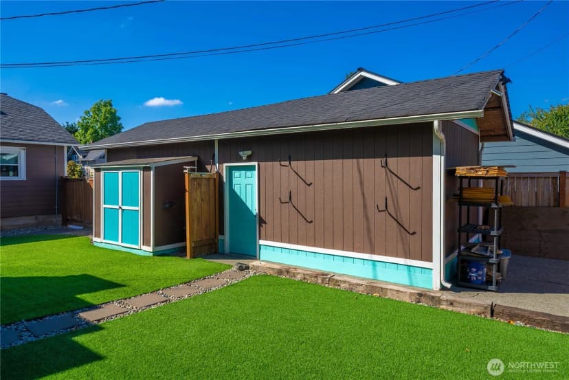 Property photo for 315 7th Avenue Nw, Puyallup photo 21