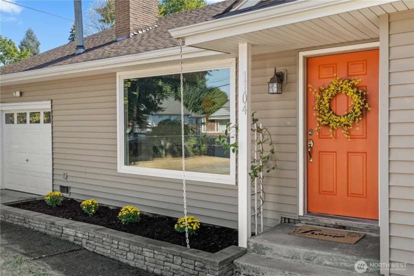 Property photo for 1104 12th Street Ne, Auburn