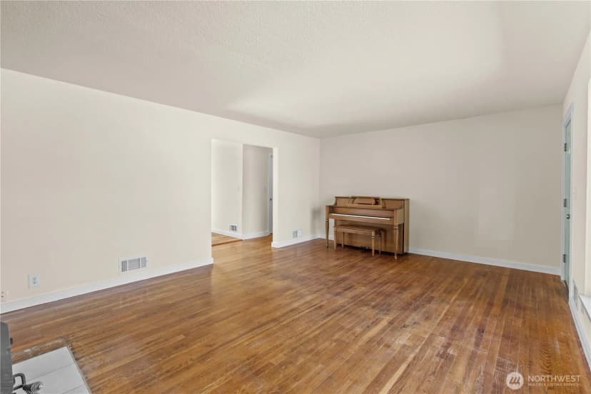 Property photo for 1104 12th Street Ne, Auburn photo 10
