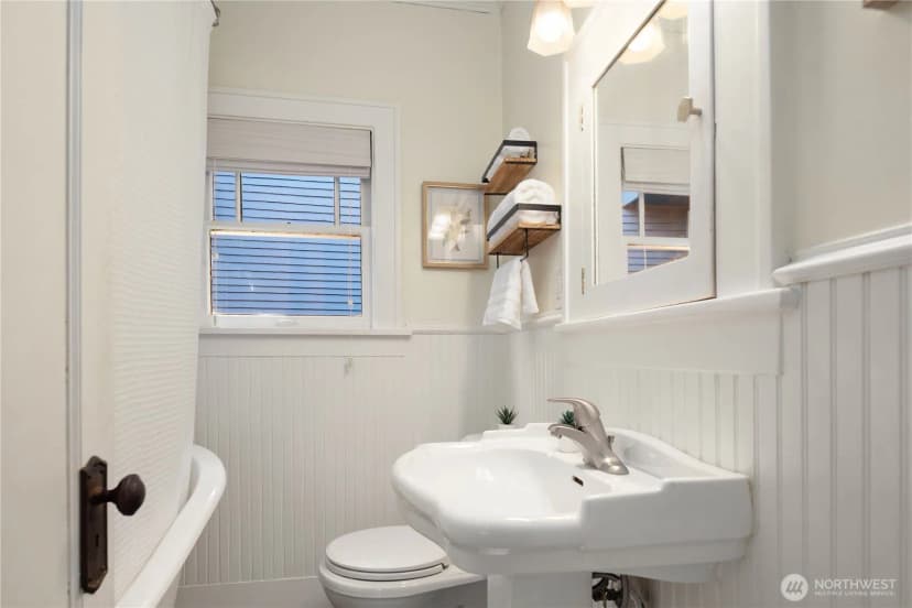 Property photo for 835 31st, Seattle photo 16