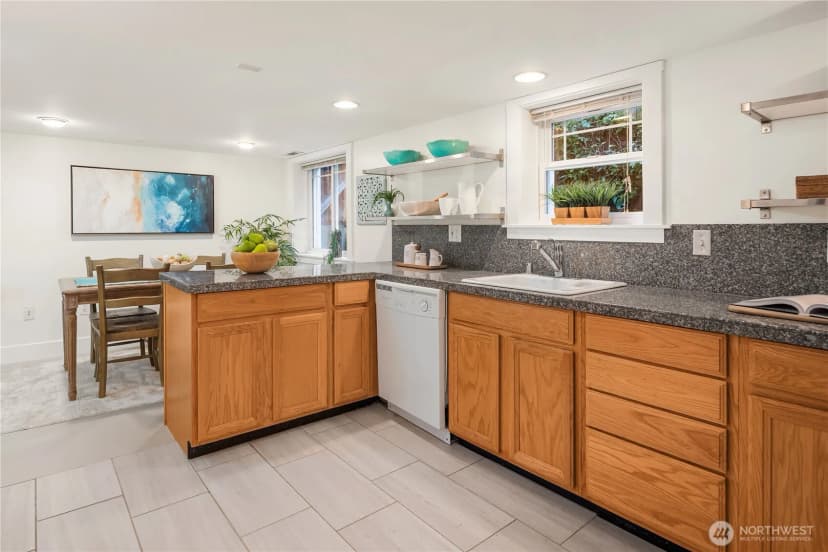 Property photo for 835 31st, Seattle photo 23