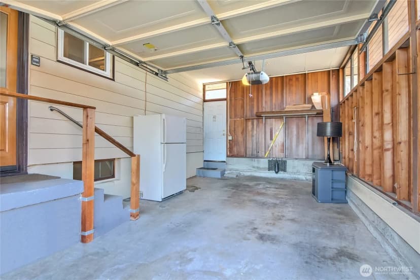 Property photo for 11905 84th Avenue S, Seattle photo 19