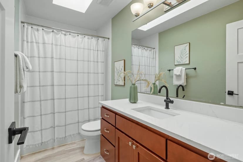 Property photo for 2750 214th Street Sw, Brier photo 31