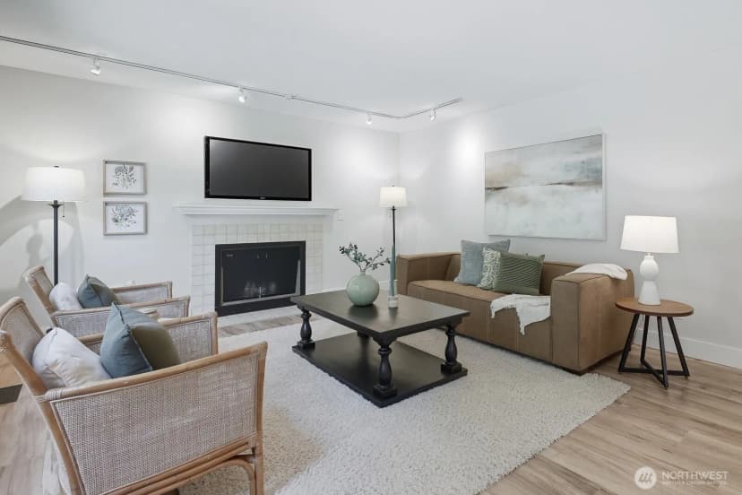 Property photo for 2750 214th Street Sw, Brier photo 17