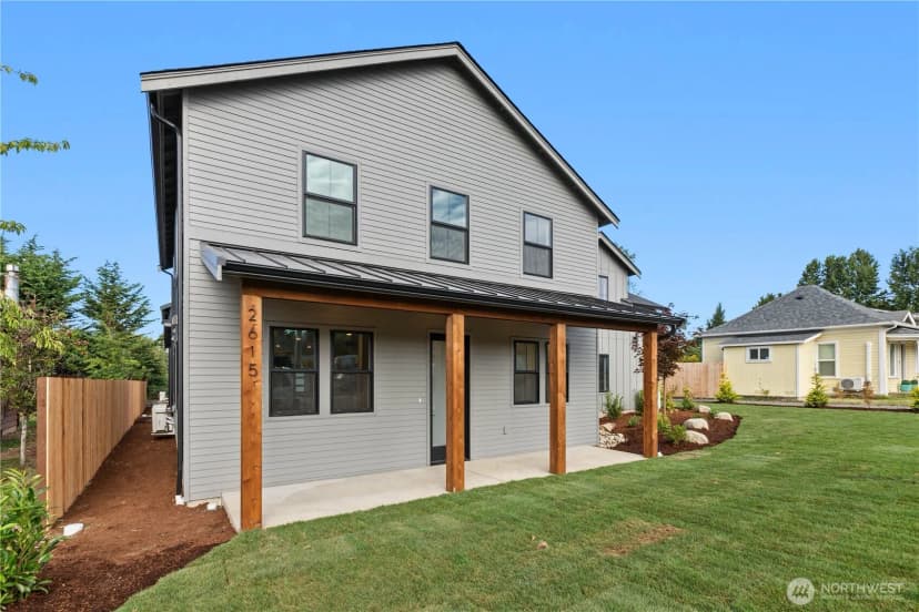 Property photo for 2615 Woburn Street, Bellingham photo 30