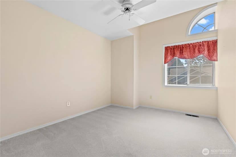 Property photo for 8305 63rd Street W, University Place photo 19