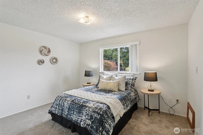 Property photo for 1027 S 317th Street, Federal Way photo 11