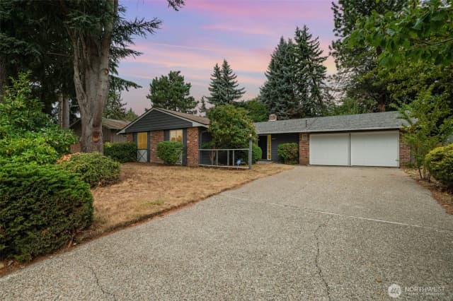 Property photo for 11804 Se 165th Street, Renton